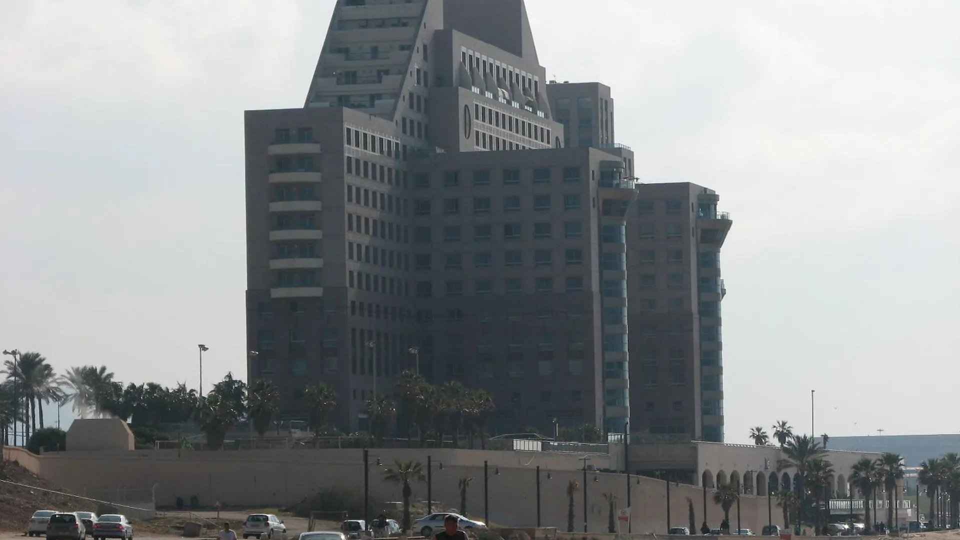 Apartments On The Beach Χάιφα