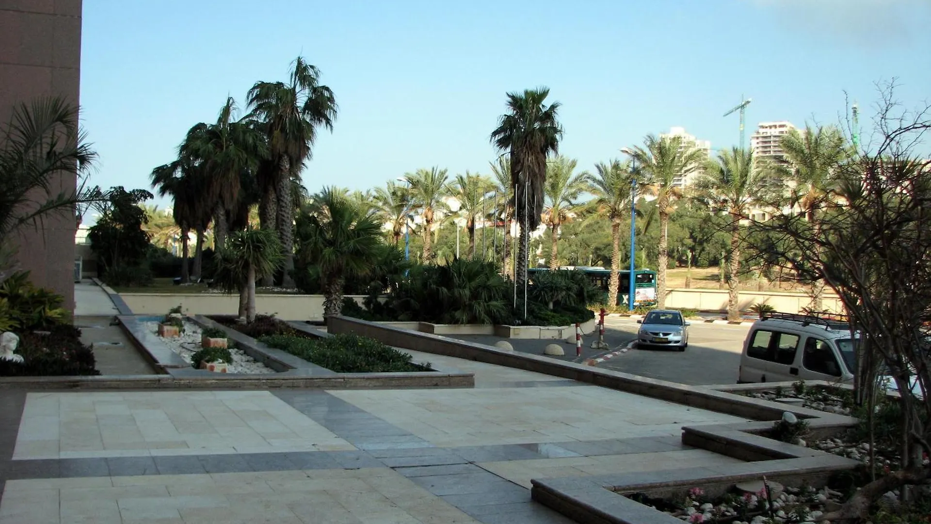 Apartments On The Beach Haifa Aparthotel