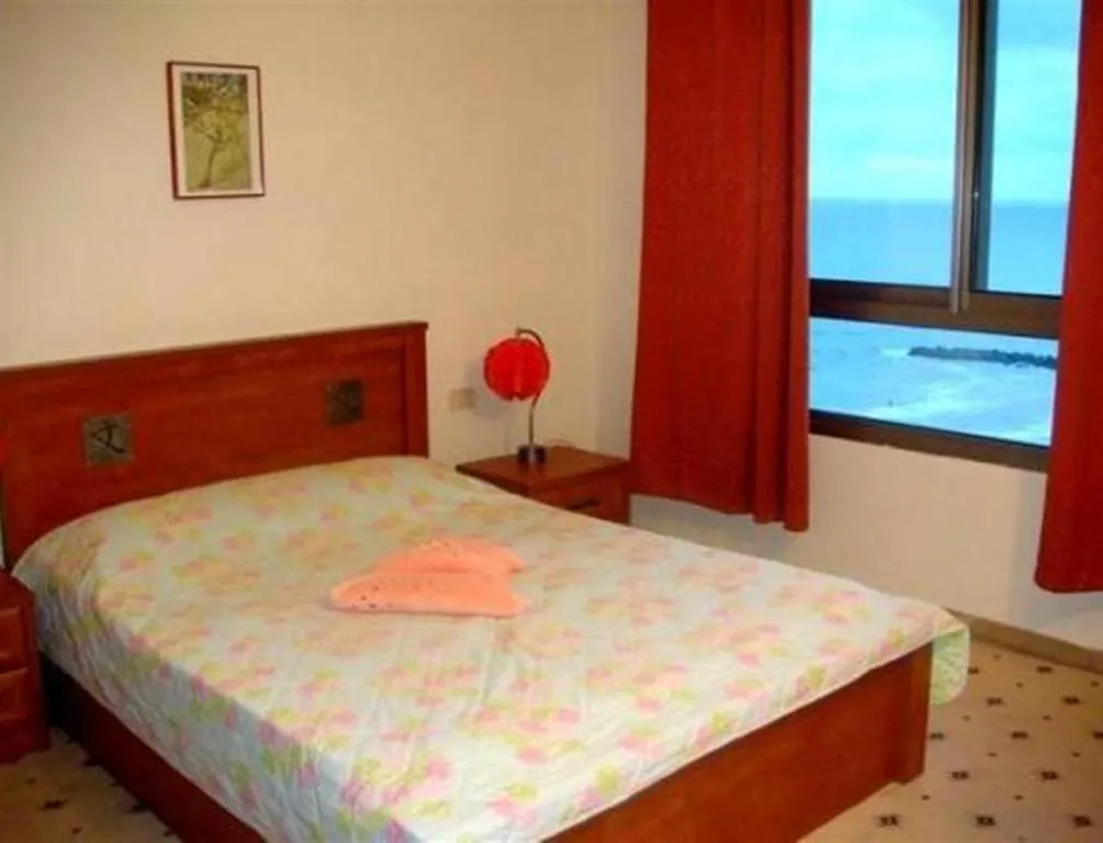 Apartments On The Beach Haifa Aparthotel