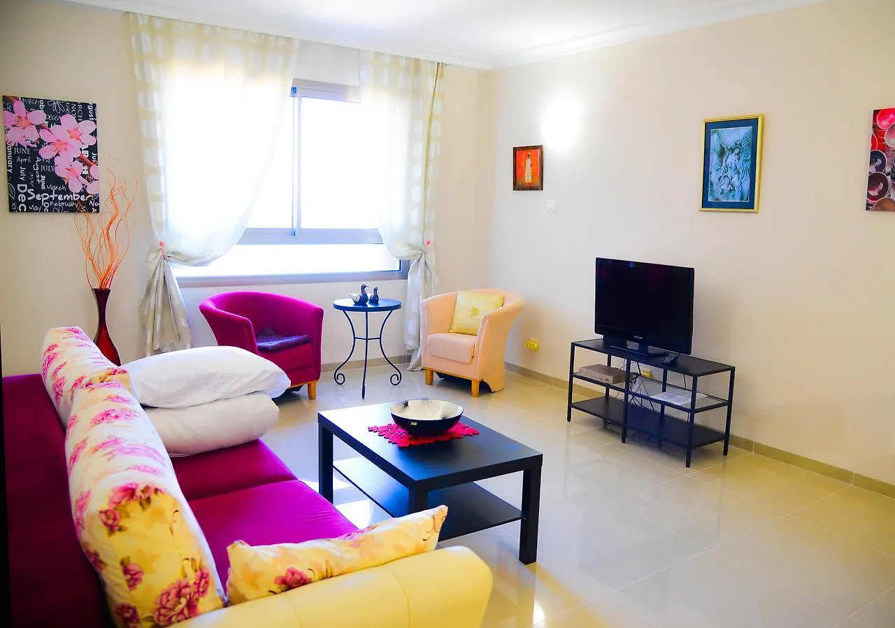 Hotel apartamentowy Apartments On The Beach Hajfa